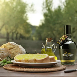 500 ml containers. Mançanella-Olive oil 